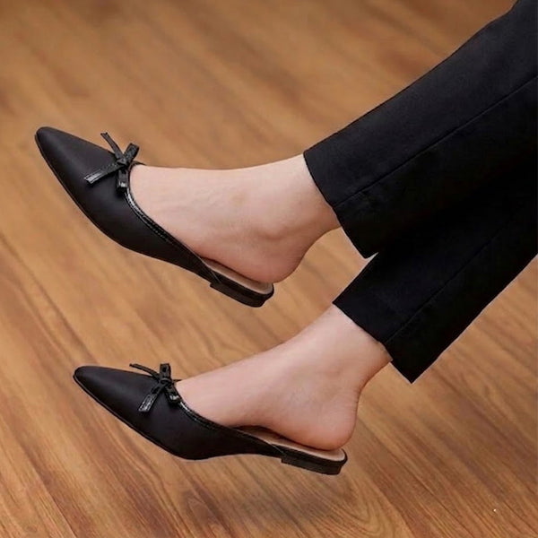 GRACEFUL BOW ACCENT MULE-BLACK