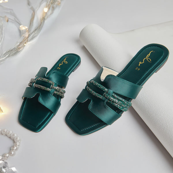 Alondra Decore slides