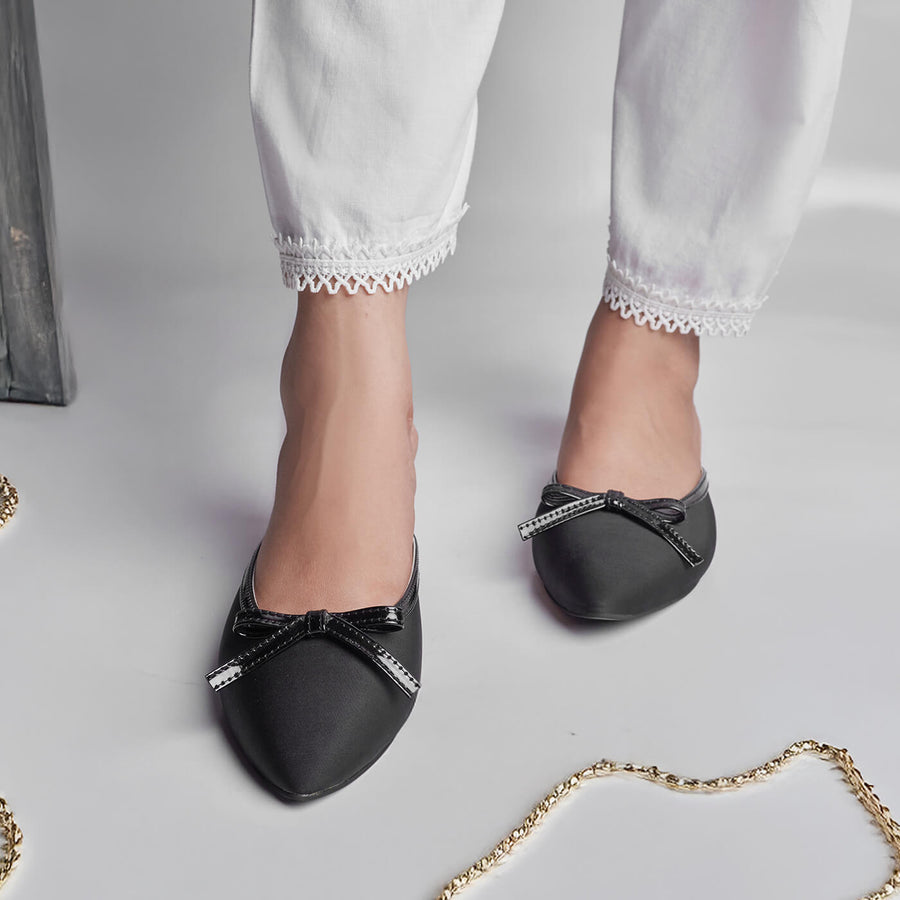 GRACEFUL BOW ACCENT MULE-BLACK