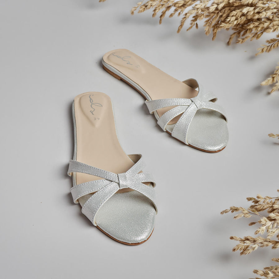 Cross Spark Slides - White