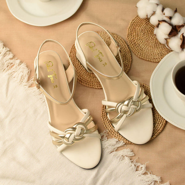 Dream Knot Block Heel sandal