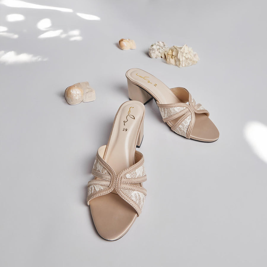 Floral  Net Block Heel - Gold