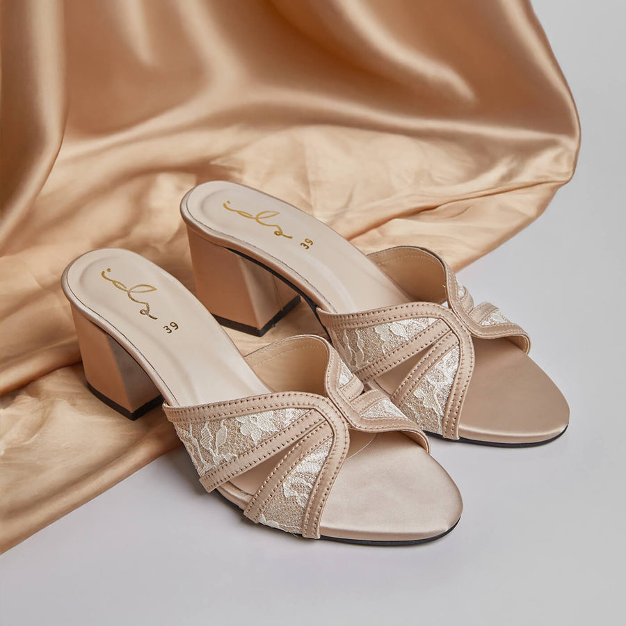 Floral  Net Block Heel - Gold
