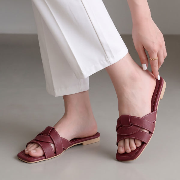 Élan Slides - Maroon