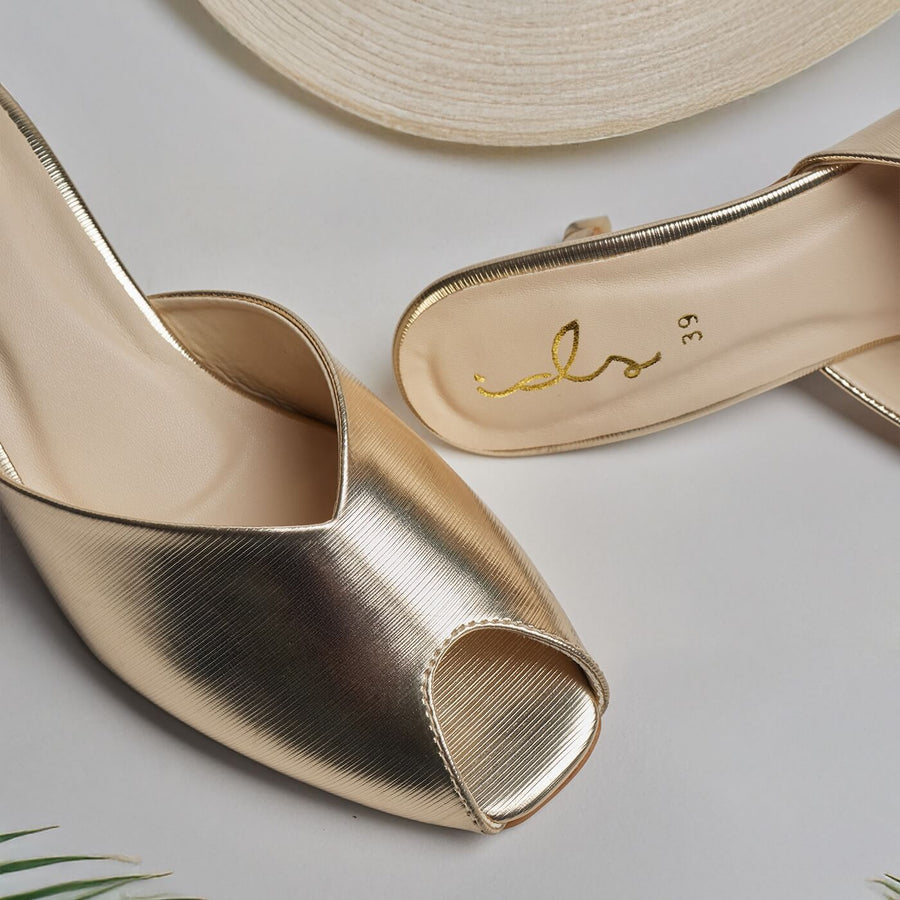 Metallic Effect Sandals - Gold