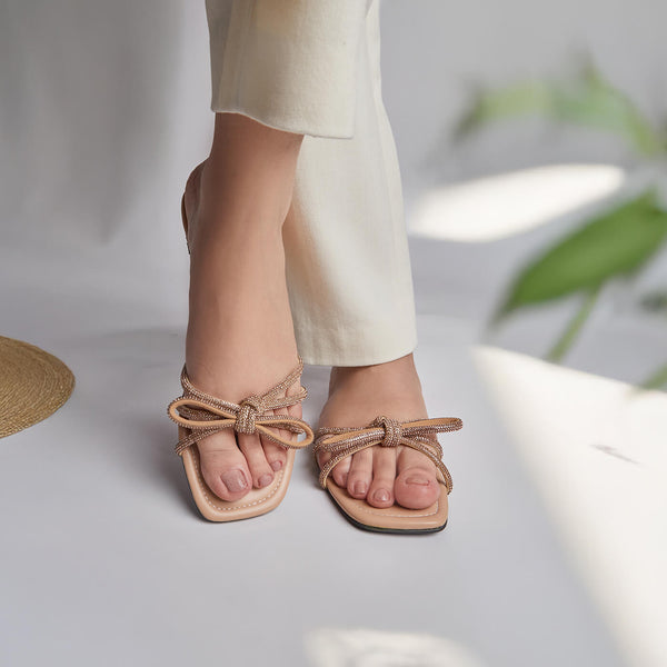 The vibe decore slippers
