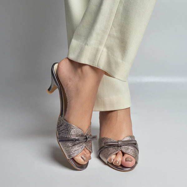 Vintage Glow Heels - Grey