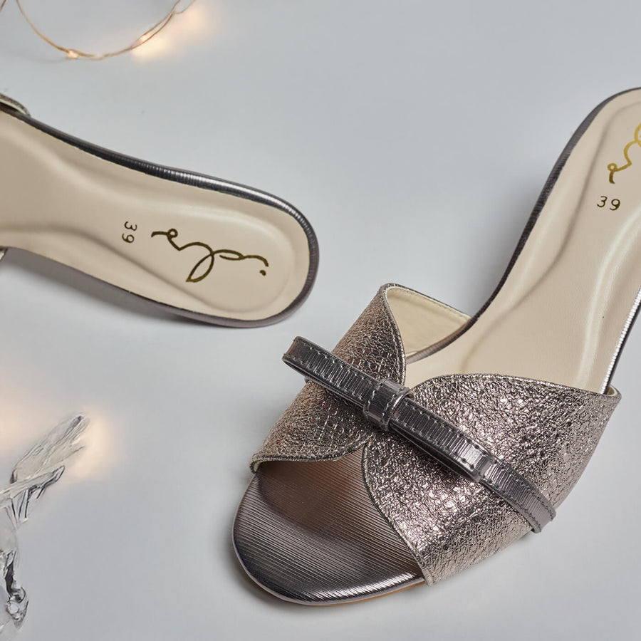 Vintage Glow Heels - Grey