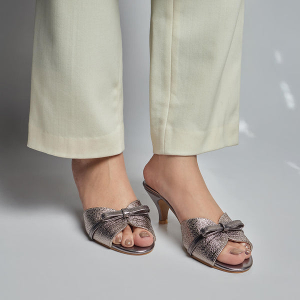 Vintage Glow Heels - Grey