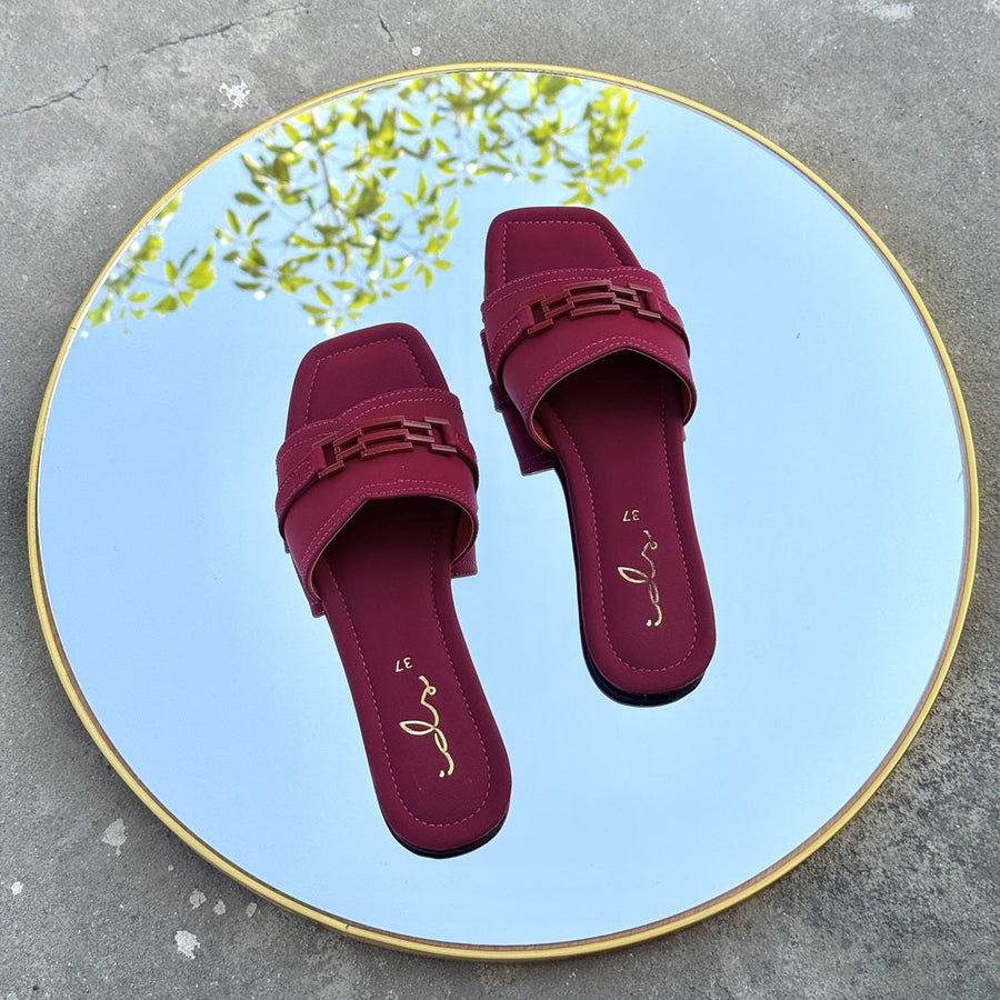 Wavy Buckle Slides